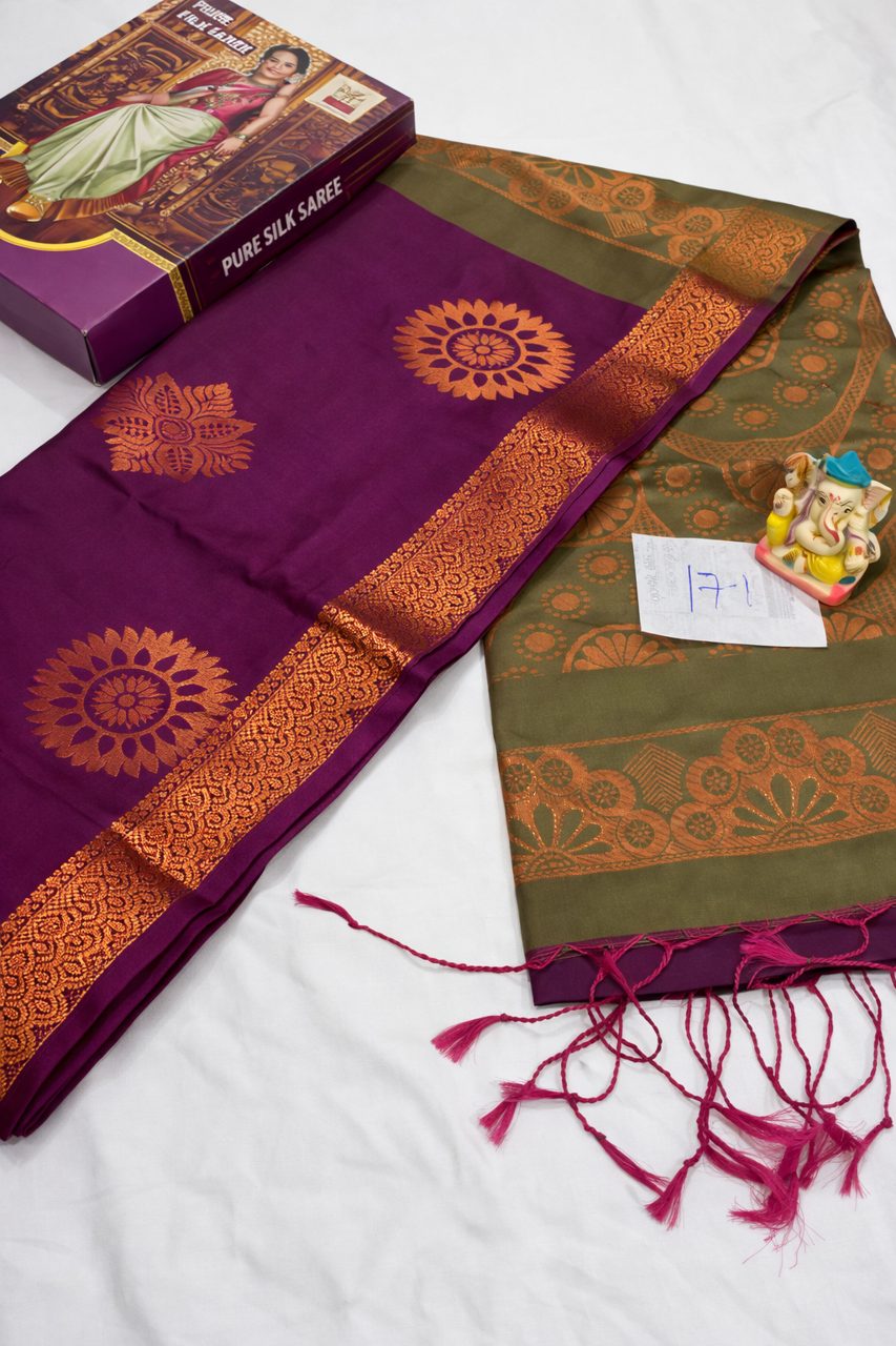 Kanchipuram soft silk sarees  - Golden color Pallu