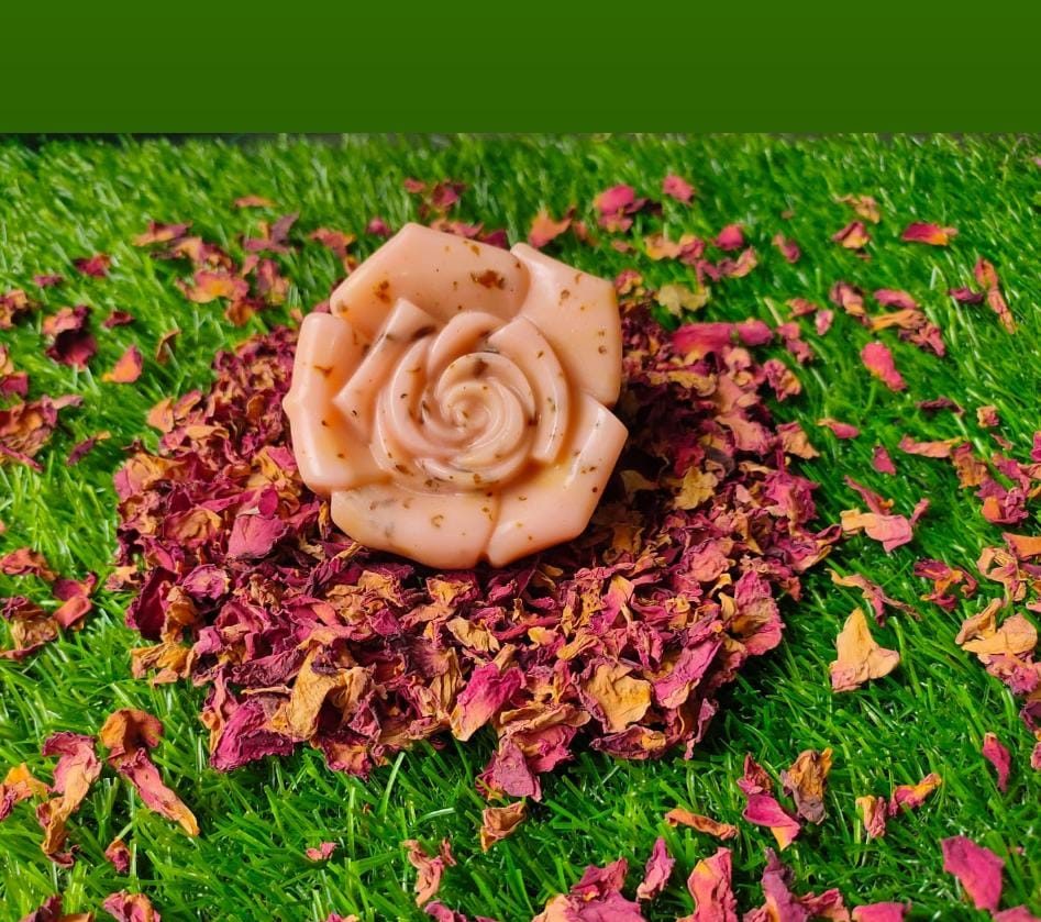 Mailu Paneer Rose Petals Soap - 100 g